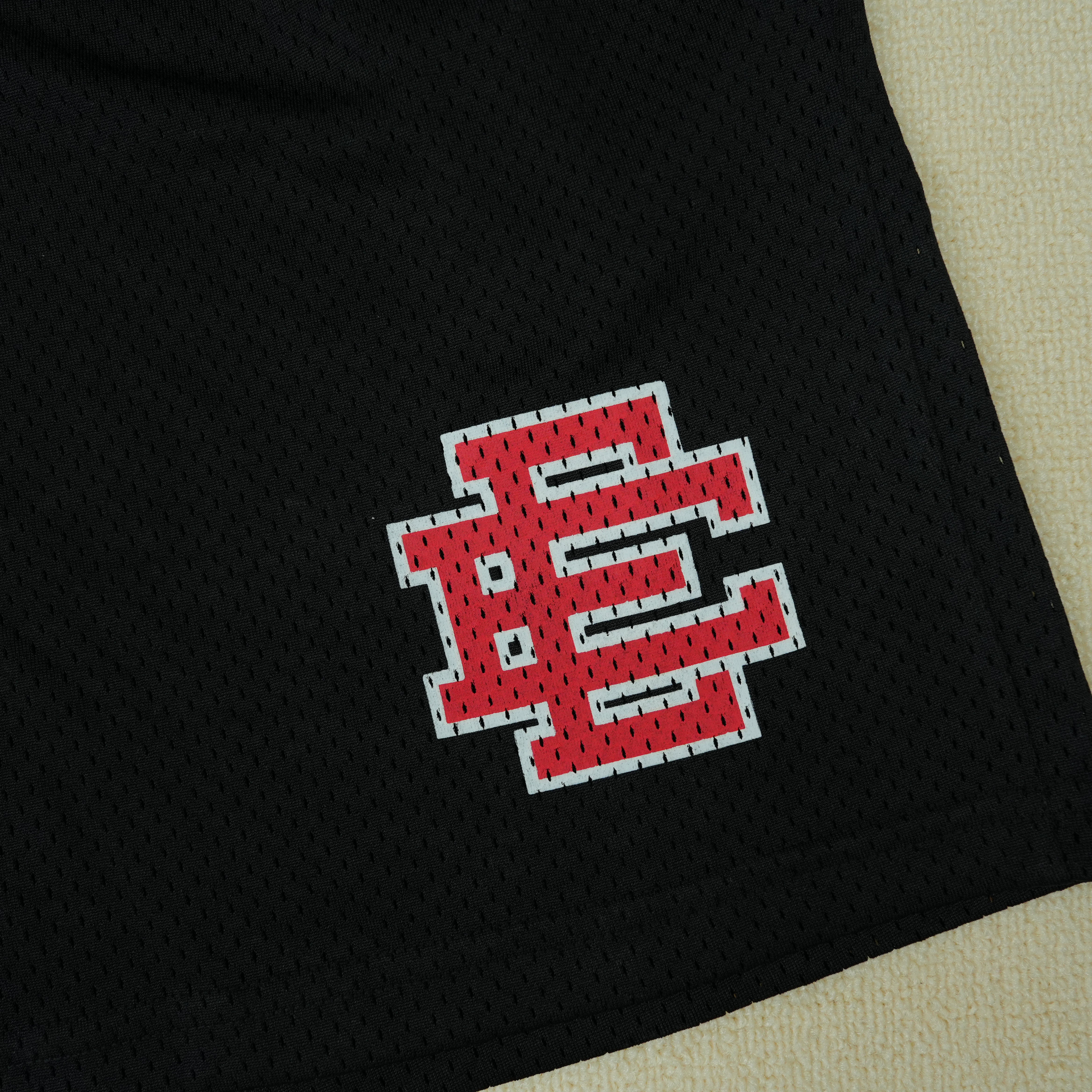 E SHORTS