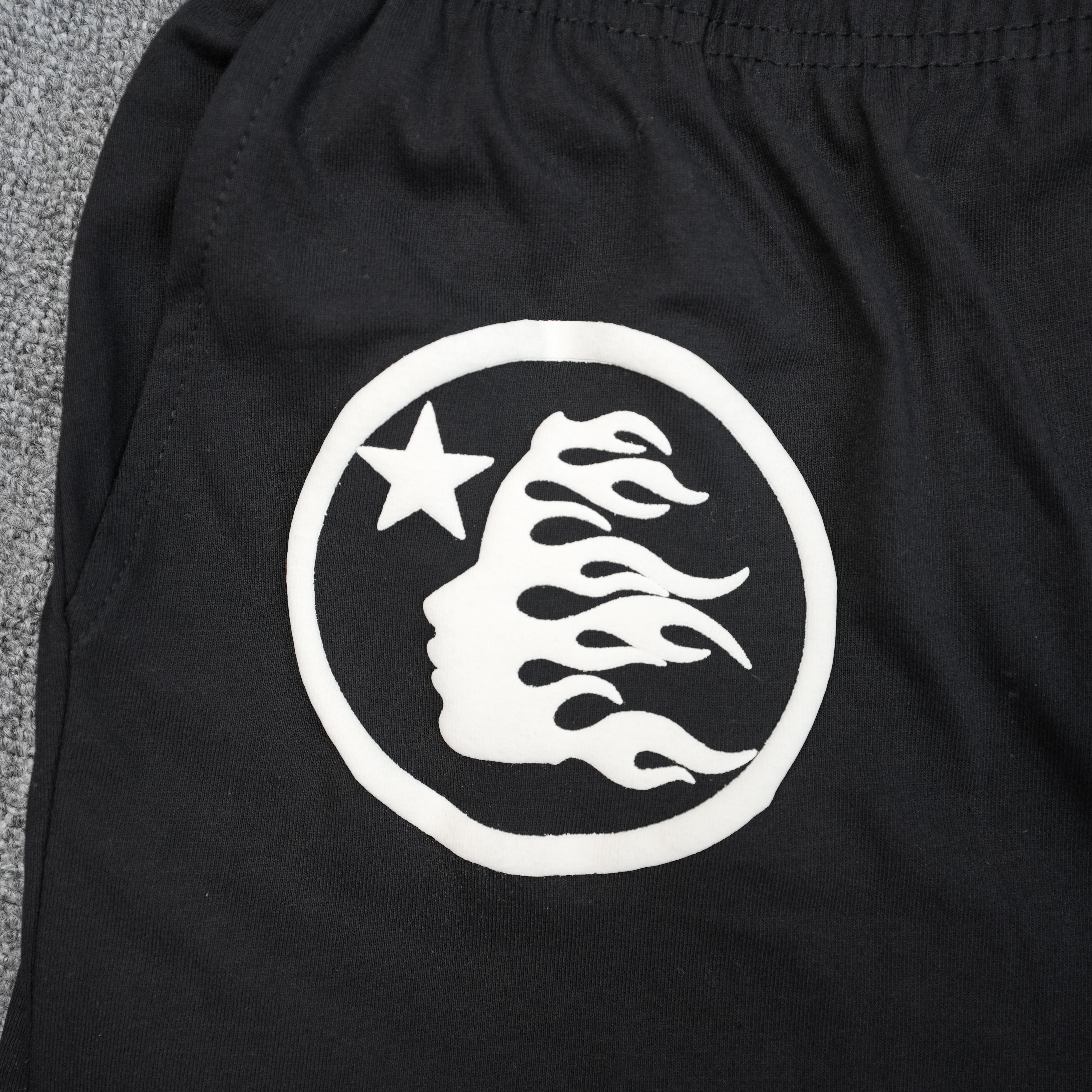 HelStar Shorts Black